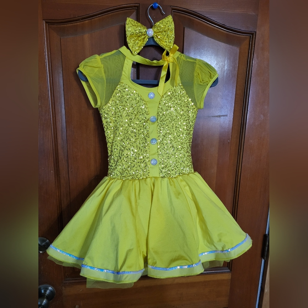 Yellow dance costume